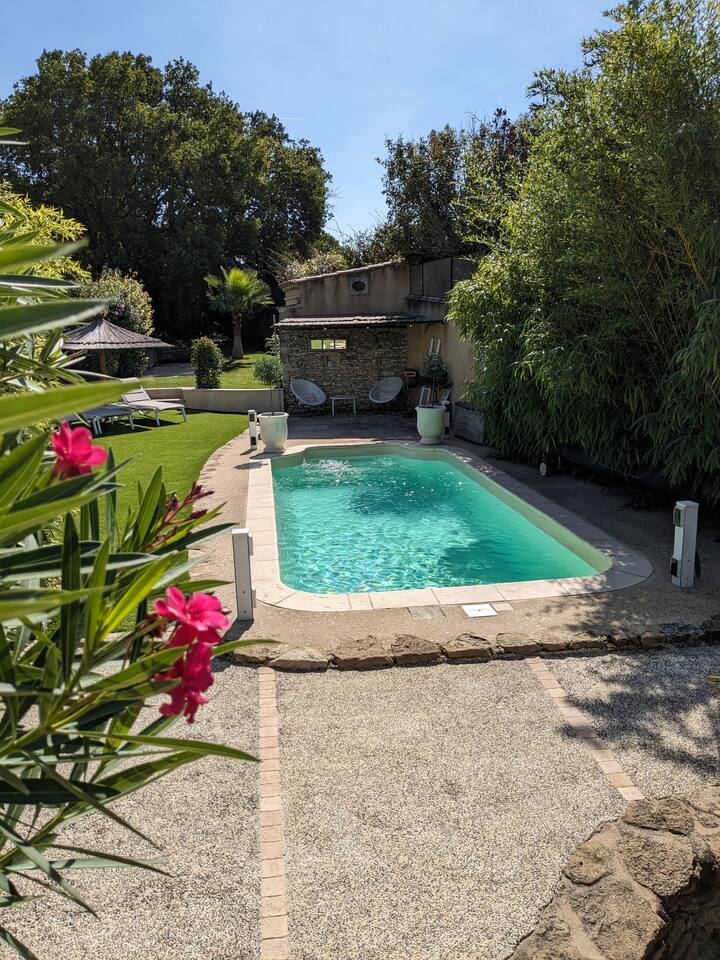 Charme Des Vieilles Pierres D'un Gîte En Provence - Grillon