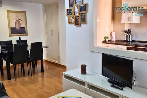 Top Airbnb: Two Légolas Towers - Private Parking en Delicias
