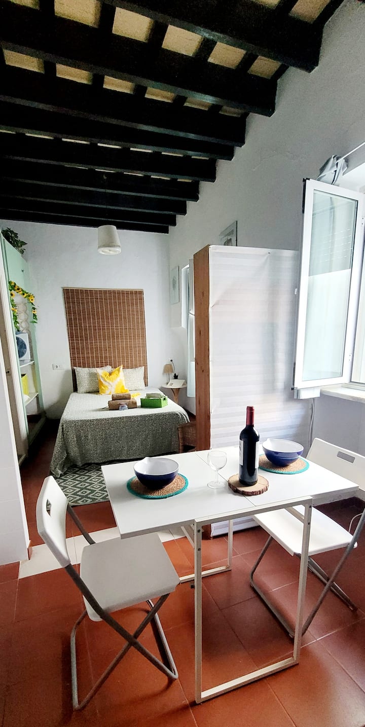 Estudio En El Centro De Conil - Conil de la Frontera