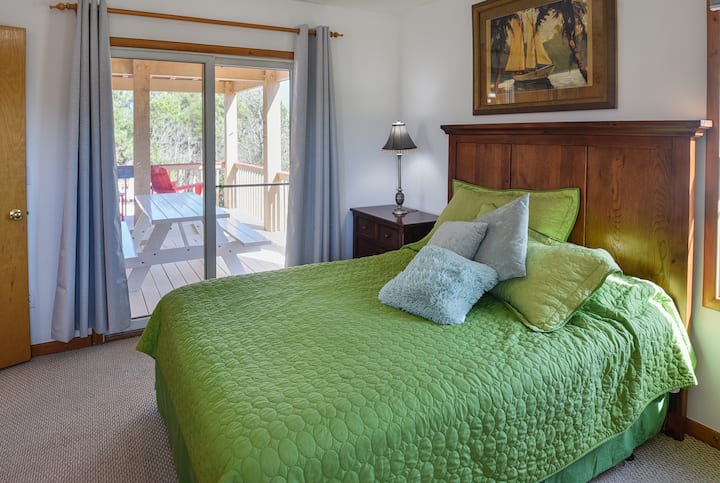 საძინებელი 4