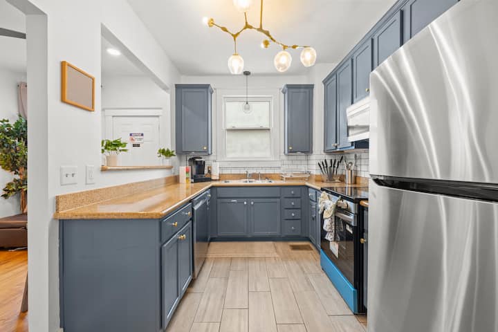 Townhouse in Savannah · 3 bedrooms · 4 beds · 2.5 baths