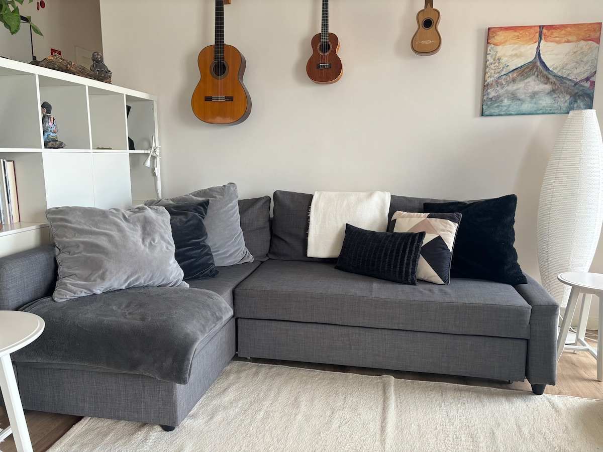 Anúncio popular: MyHomeResort | BEST Lisbon view | Surf+City+Advt. em União Das Freguesias De Almada, Cova Da Piedade, Pragal E Cacilhas