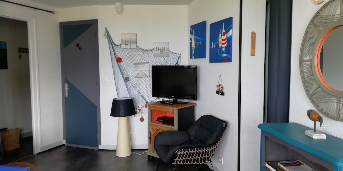 Top Airbnb: La Rotonde facing the sea, 3-star rating en Saint Valery En Caux