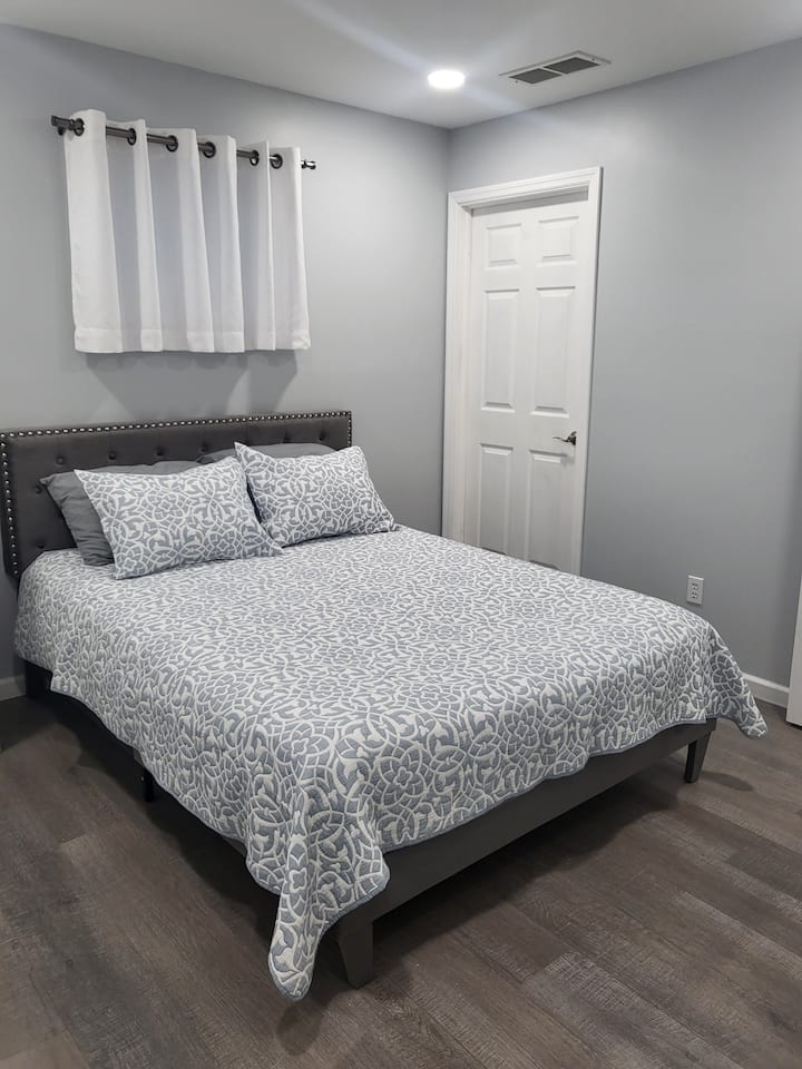 dhoma kryesore e gjumit