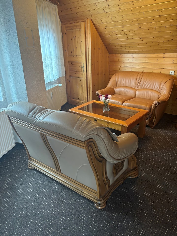 Helle 55 M² Wohnung Im Landhausstil Mit Neuem Bad - Burrweiler