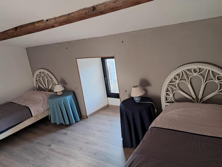 საძინებელი 3