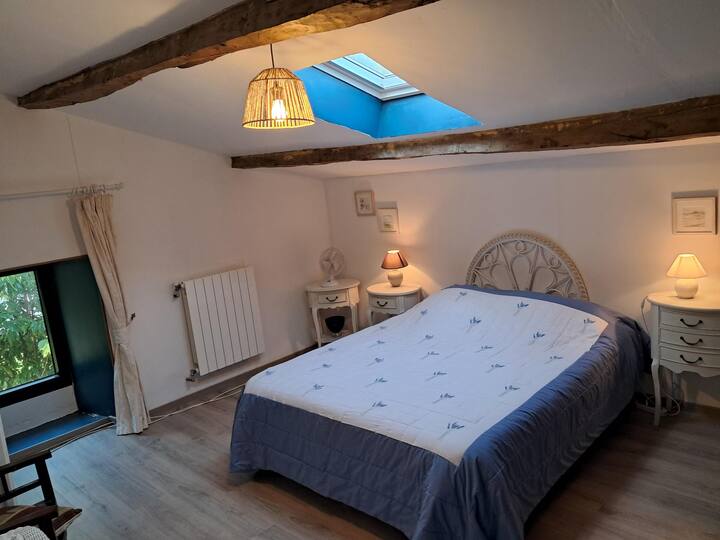 საძინებელი 1