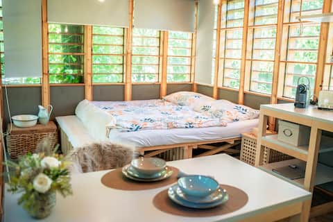 Top performing Airbnb: Gazebo Sasanka - on the dike in Hradec Králové