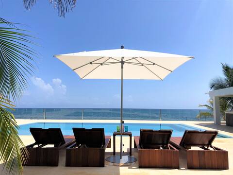 Se-Villa. Villa with private beach and chef