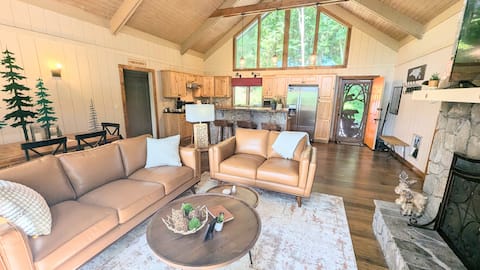 Popular Airbnb listing: The Weekender: A Boutique Mountain Retreat in Boone