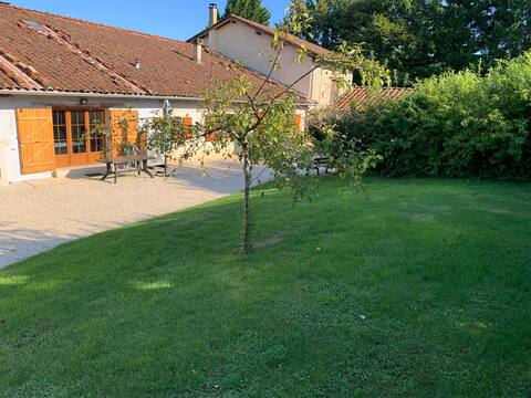 GITE LA COMBE for nature lovers