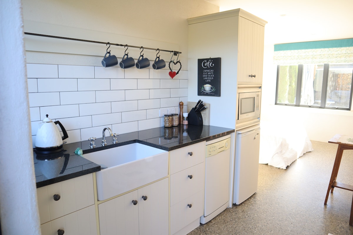 Top performing Airbnb: Studio Apartment @ Cherry Tree Farm in Central Otago District