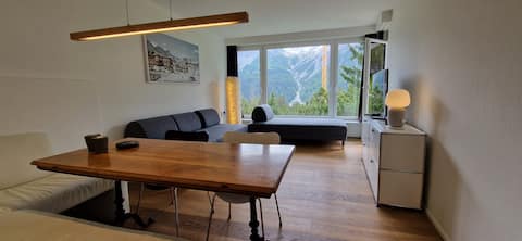 Popular Airbnb listing: Cozy 2-room apartment in Arosa