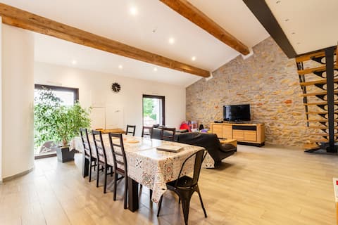 Charming renovated barn/terrace with unobstructed view