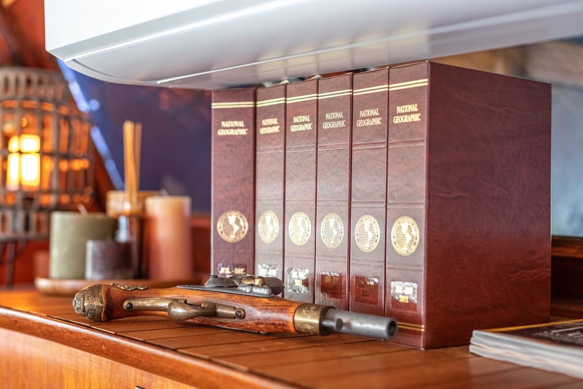 Top Airbnb: Le Nubian Boat in Narbonne