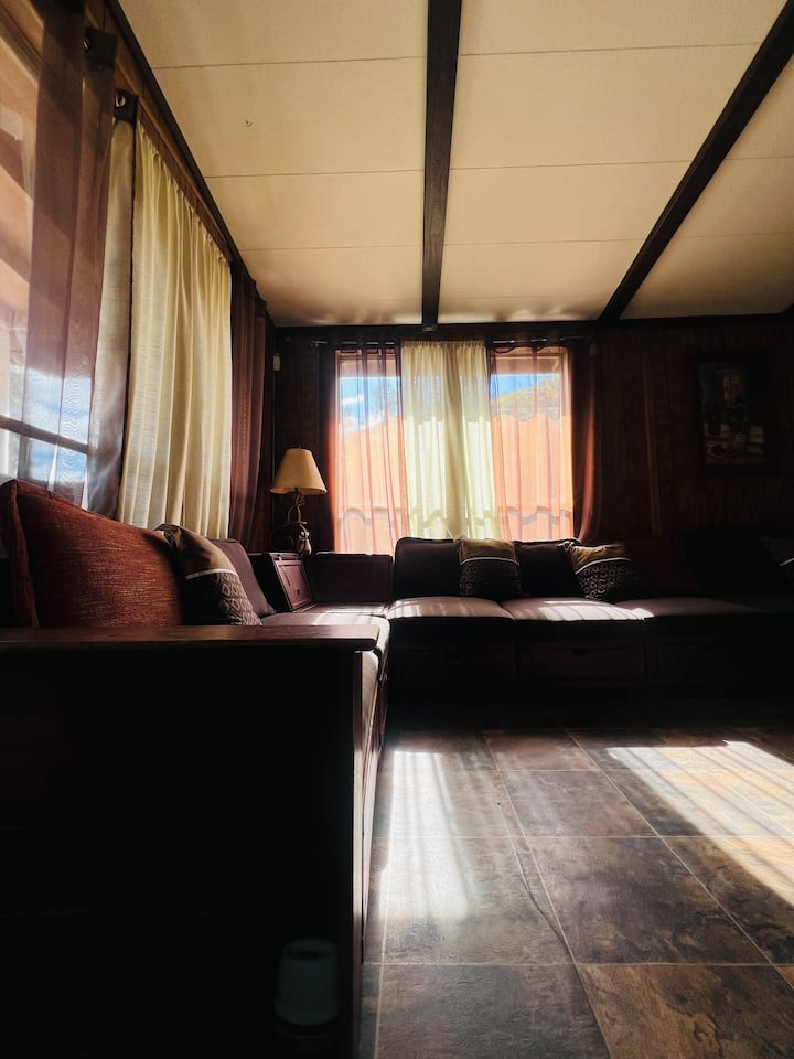 მისაღები ოთახი