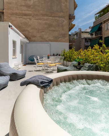 Unique 2floorΗouse& PVt Terrace& Jacuzzi