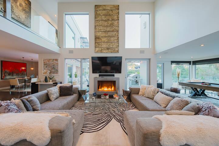Modern Laurel Canyon Retreat w/ Panoramic Views gallery image 2