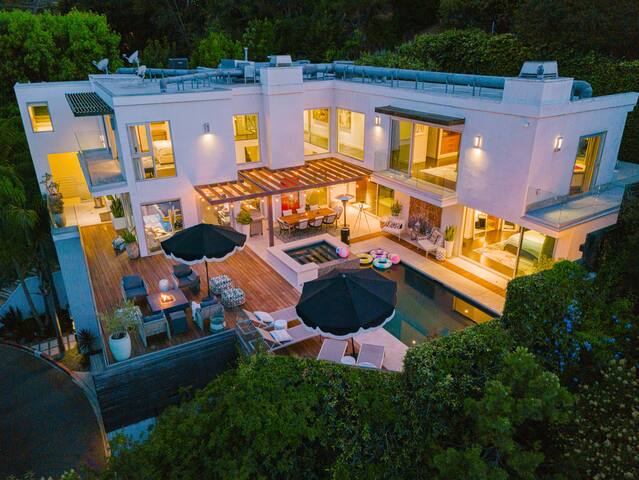 Modern Laurel Canyon Retreat w/ Panoramic Views