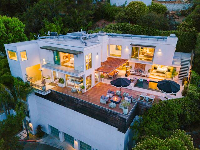 Modern Laurel Canyon Retreat w/ Panoramic Views gallery image 5