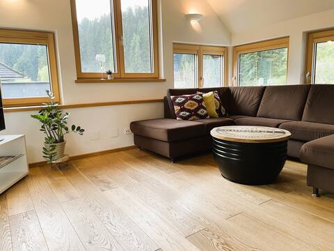Successful Airbnb property: Krämerhaus Apartment, 4 bedrooms for 8 people in Annaberg Lungötz