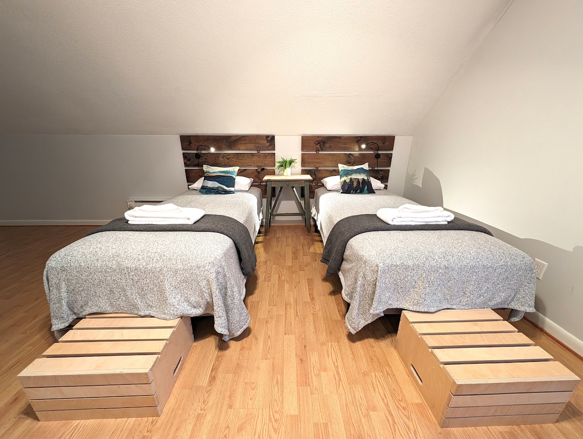 Bedroom 3 - 2nd level twin xl high-end organic cotton mattress