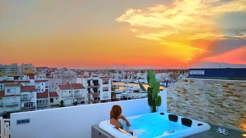 100 m beach view canal private jacuzzi