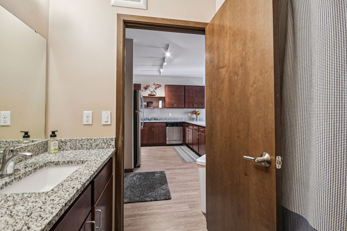 2 Bedroom Suite - Pet Friendly