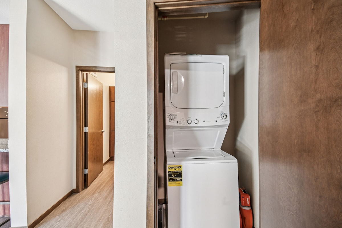 2 Bedroom Suite - Pet Friendly