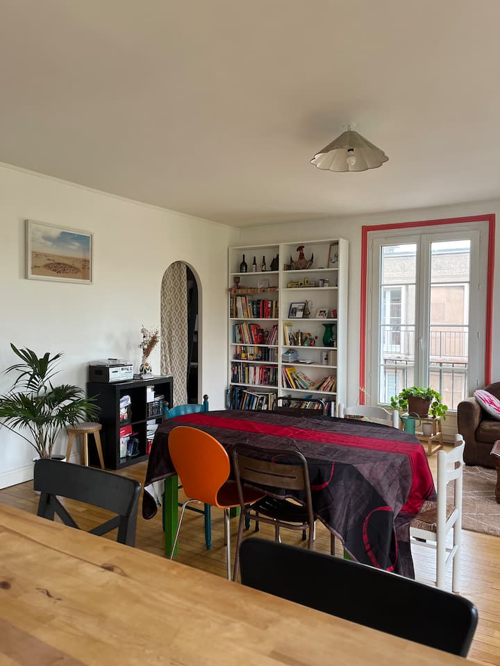 Appartement Perret Dans Les Rues Piétonnes (5 Ch.) - Le Havre