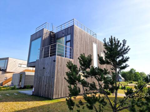 House by Curonian Lagoon, Svencele