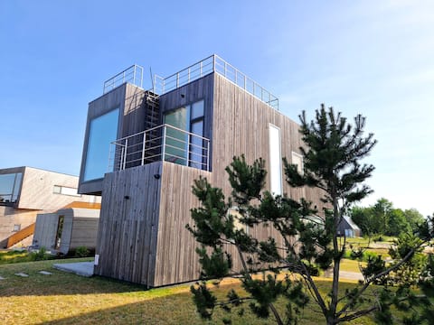 House by Curonian Lagoon, Svencele