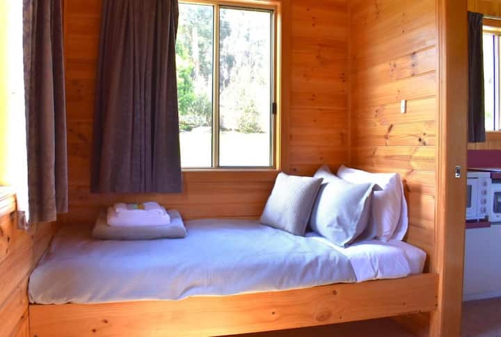 2 - ра спалня с 2 единични легла