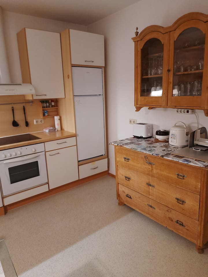 3 Schlafzimmer + Balkon In Ruhiger Stadtrandlage - Linz
