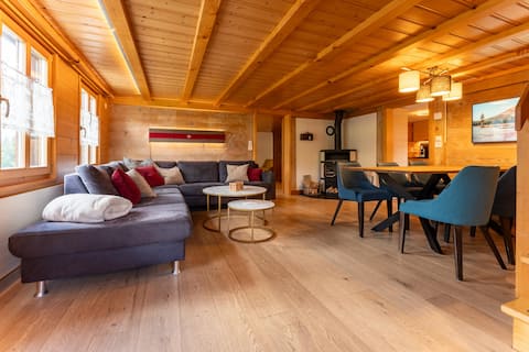 Cosy chalet with hot tub in Adelboden