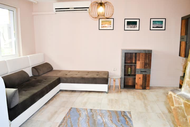 Studio Next To The Beach. - Pomorie
