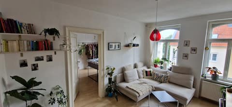 Top Airbnb: Old building apartment with balcony for Leipzig explorers in Altlindenau