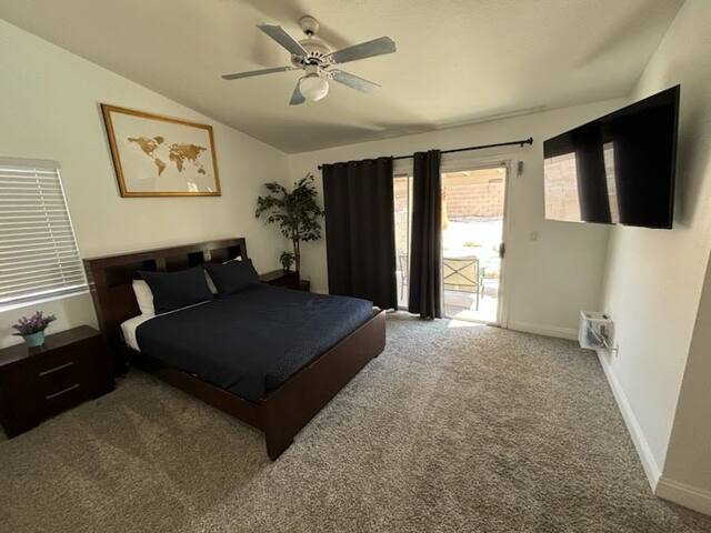 POOL/SPA OASIS – 6 miles from strip gallery image 4