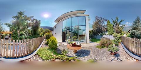 FANTASTIC  apartment with garden GREAT LOCATION