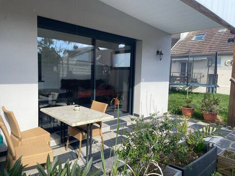28 m2 cottage at the bottom of the garden