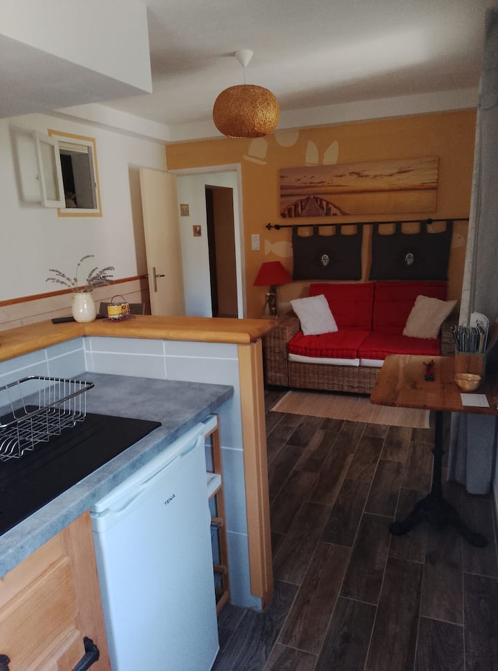 Appartement En Rez De Jardin Avec Vue Imprenable - Provence-Alpes-Côte d'Azur