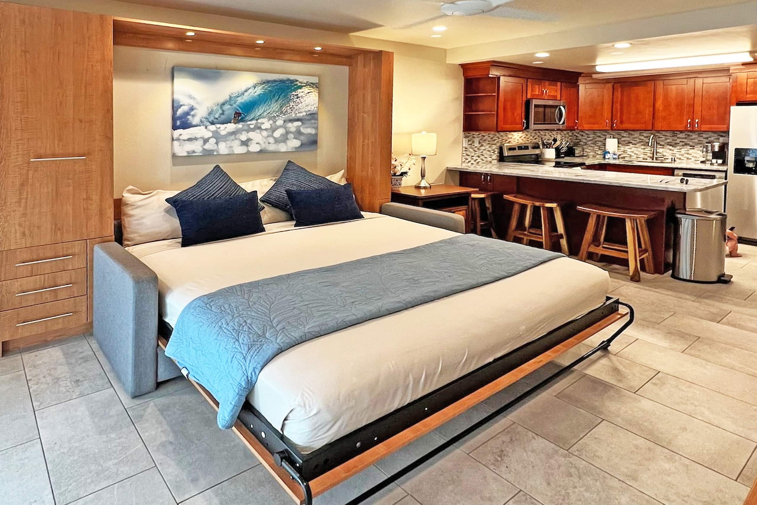 Condo in Kihei · ★4.9 · 1 bedroom · 1 bed · 1 private bath - Image 4