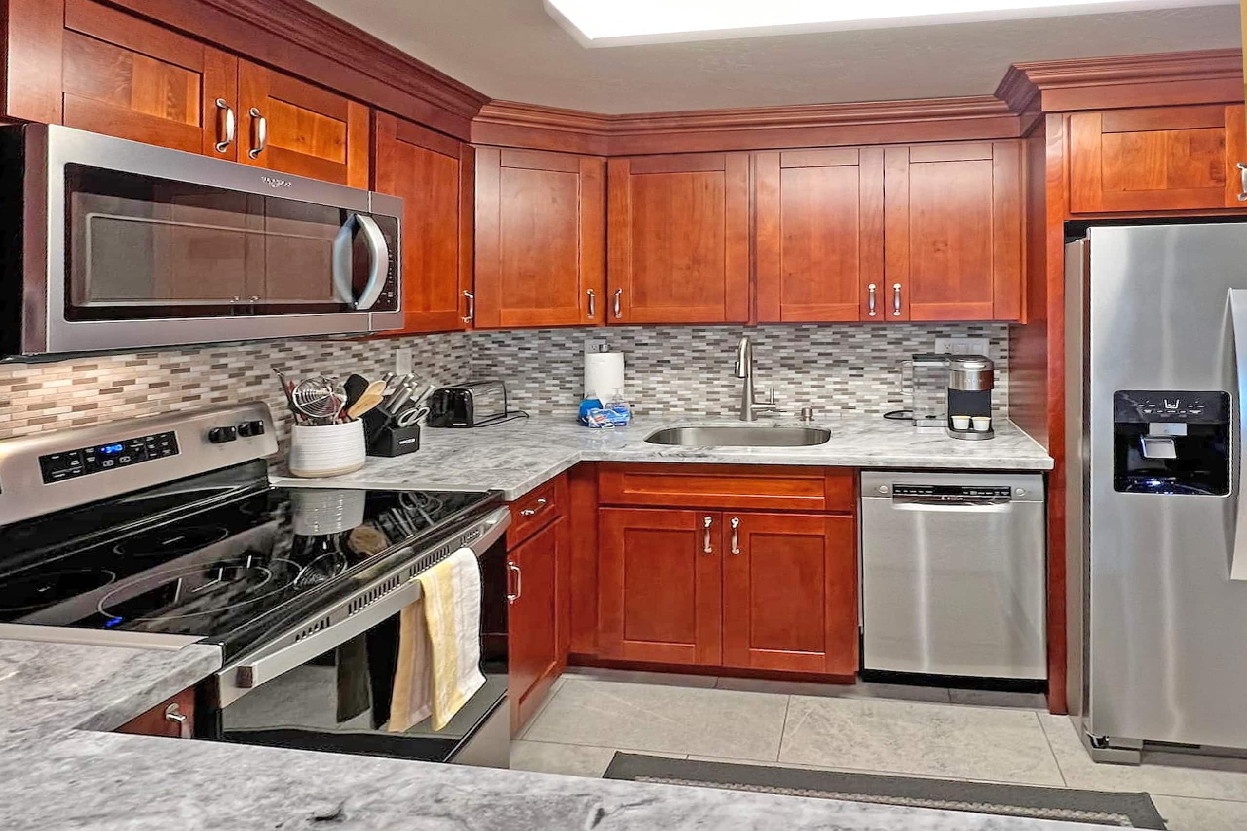 Condo in Kihei · ★4.9 · 1 bedroom · 1 bed · 1 private bath - Image 2
