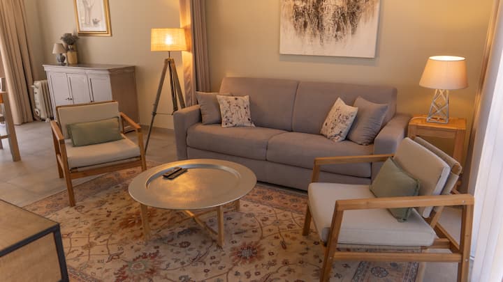 მისაღები ოთახი