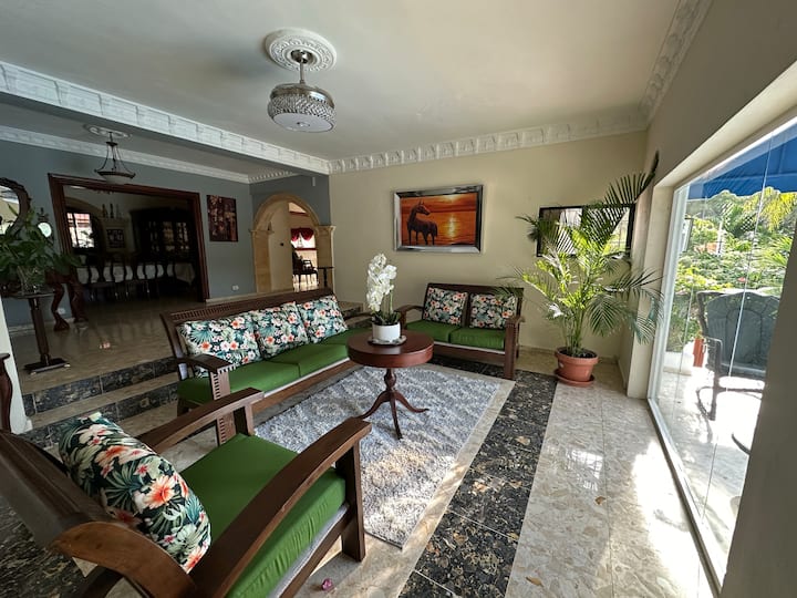 Spacious Villa For Large Groups With Private Pool - Santo Domingo