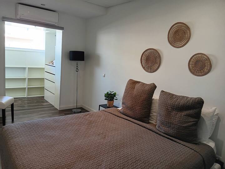 Dormitorio doble con vestidor/armario