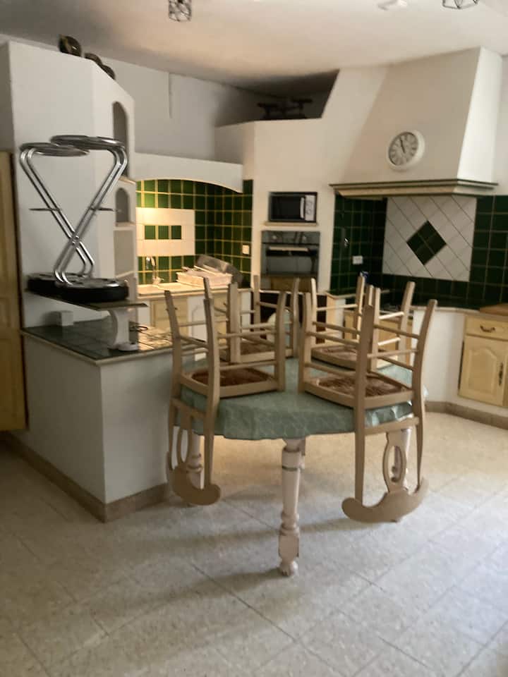 Gîte Pour 4 Personnes En Provence - Miramas