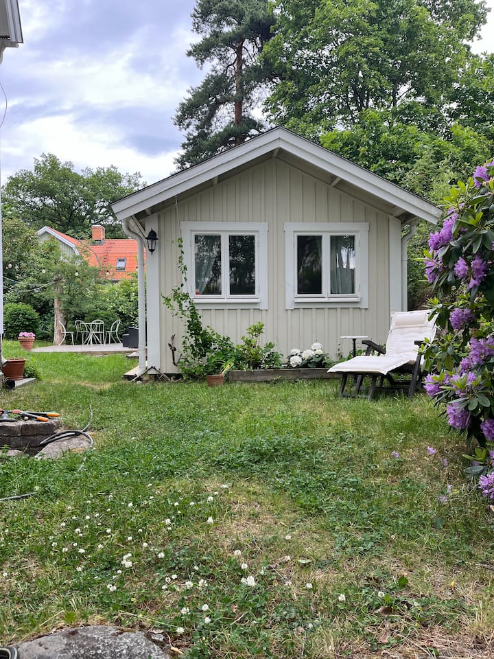 Unikt Boende I Eget Gårdshus Nära City. - Stockholm