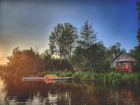 Cozy waterfront chalet CITQ #302710