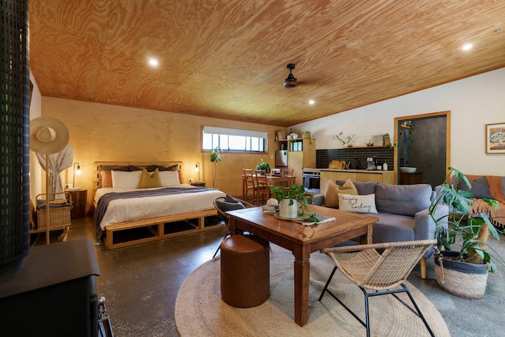 Homeostasis Retreats | Wellness Cabin - Tamborine Mountain